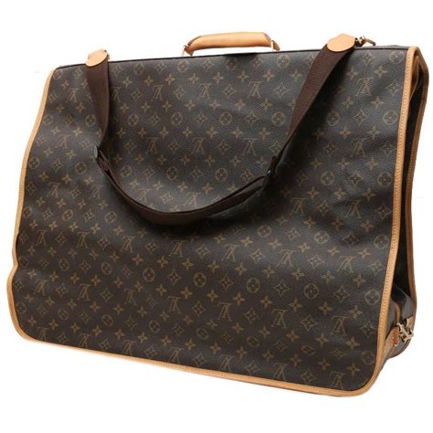 louis vuitton costo porta abiti|louis vuitton scatole.